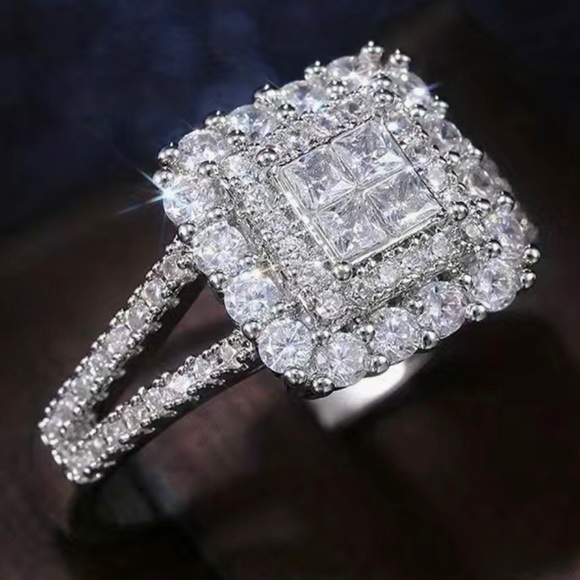 Bridal Wedding Anniversary Sparkling Square Shaped Zircon Ring Size 9